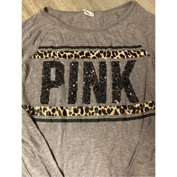 Victoria's Secret PINK Gray Leopard Print Sweatshirt - Picture 2 of 2